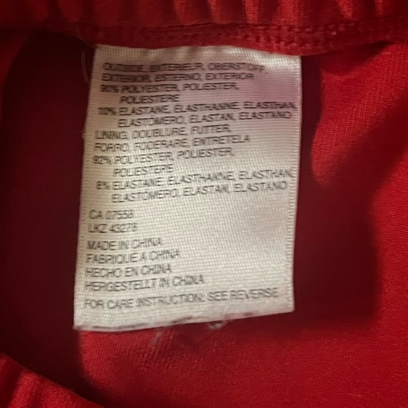 Red Skirt/shorts. Skort - Picture 4 of 6